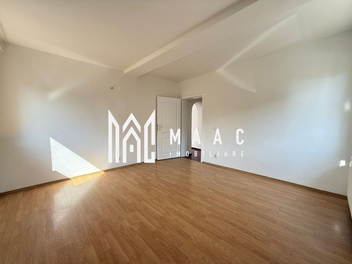 anBn-24421 Spatiu comercial/ birouri | Etaj 1 | 80MP | Sub Arini