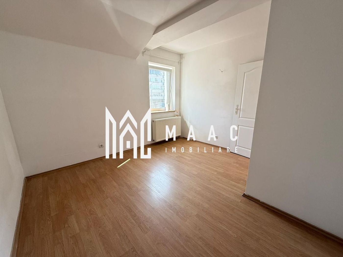 anBn-24431 Spatiu comercial/ birouri | Etaj 1 | 80MP | Sub Arini