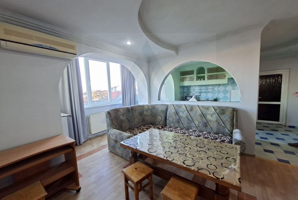 Apartament 3 camere 72 mp utili etaj 2 si balcon in Terezian