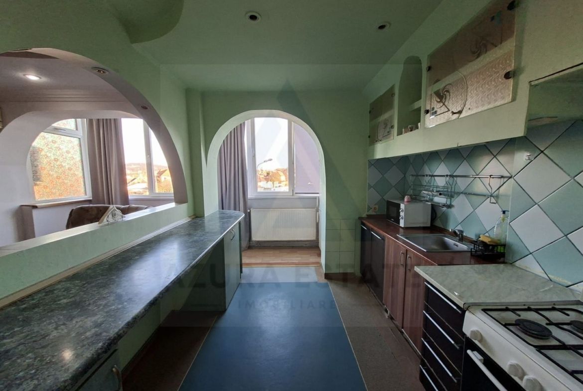Apartament 3 camere 72 mp utili etaj 2 si balcon in Terezian