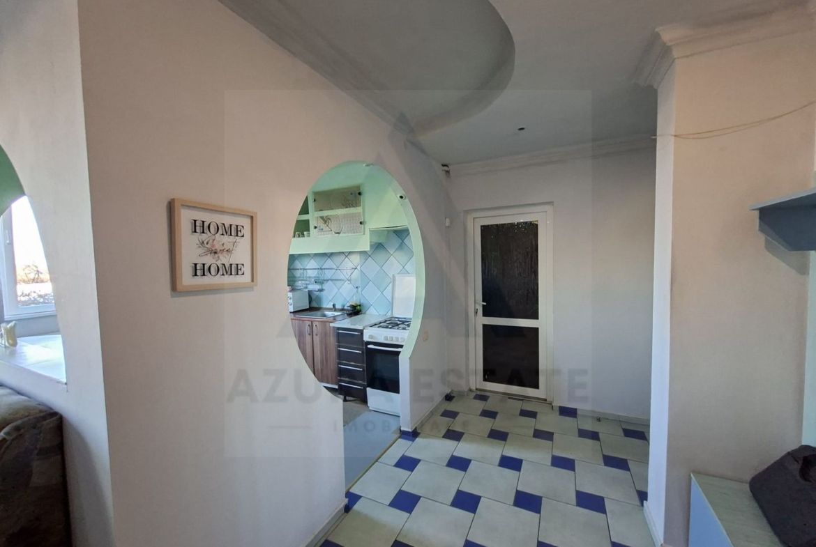 Apartament 3 camere 72 mp utili etaj 2 si balcon in Terezian