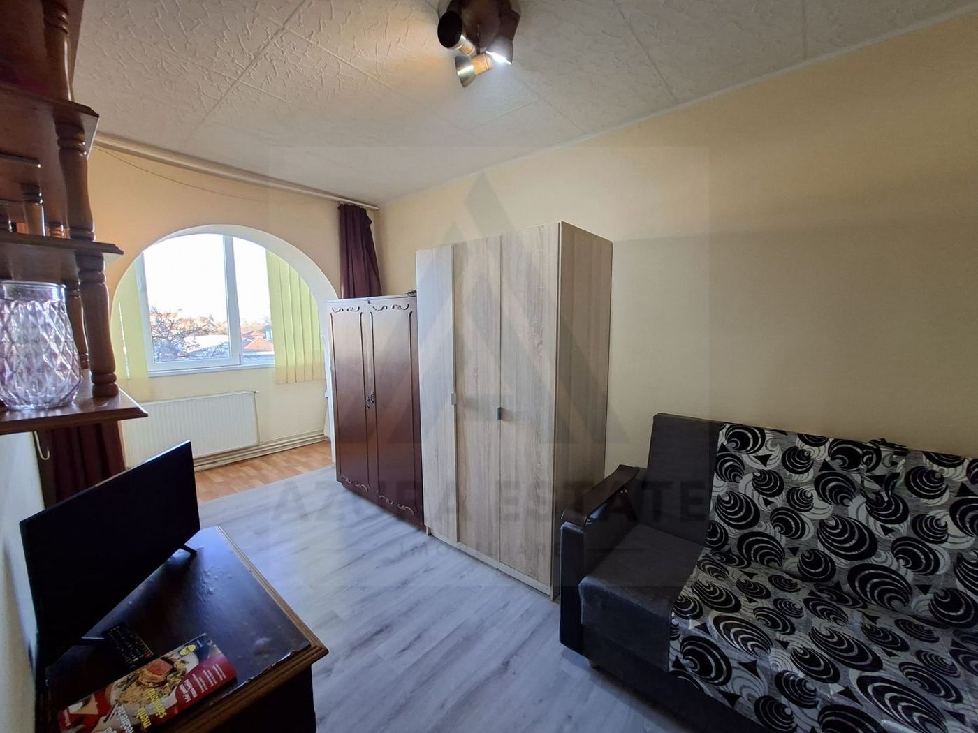 anBn-24464 Apartament 3 camere 72 mp utili etaj 2 si balcon in Terezian