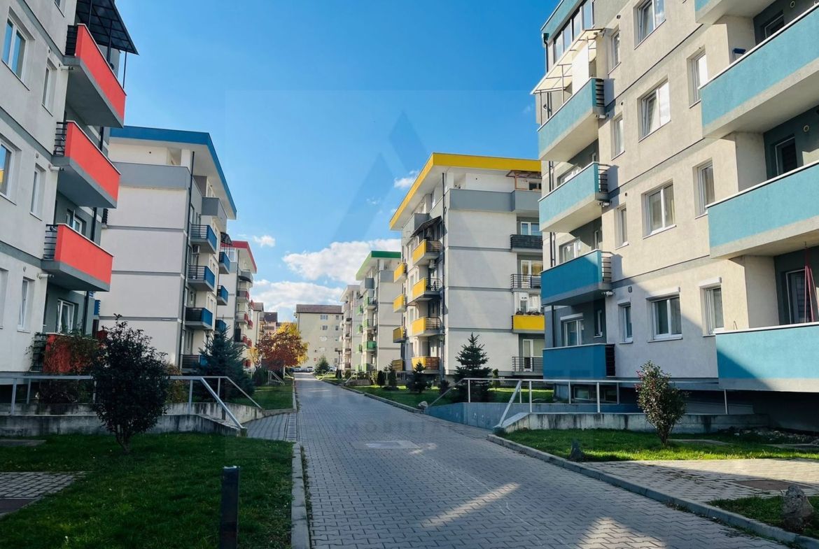 Apartament 3 camere 2 bai 2 balcoane si parcare subterana in Turnisor
