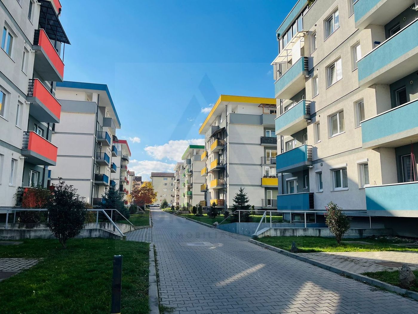 Apartament 3 camere 2 bai 2 balcoane si parcare subterana in Turnisor