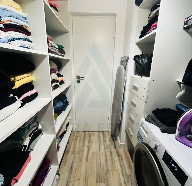 Apartament 3 camere 2 bai 2 balcoane si parcare subterana in Turnisor