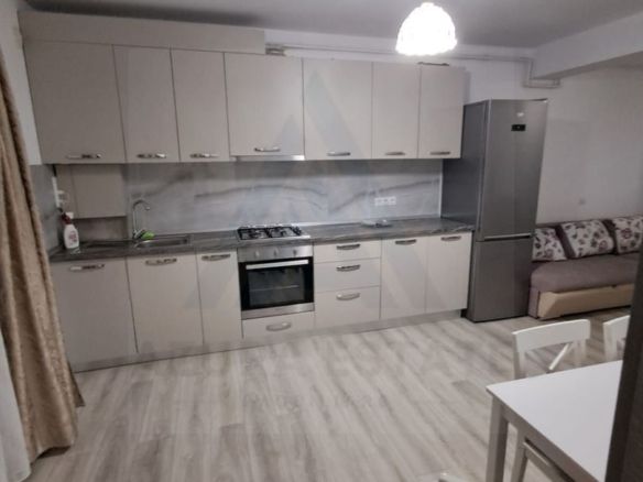 Apartament 48 mp utili 2 camere la vila cu balcon 7 mp in Selimbar