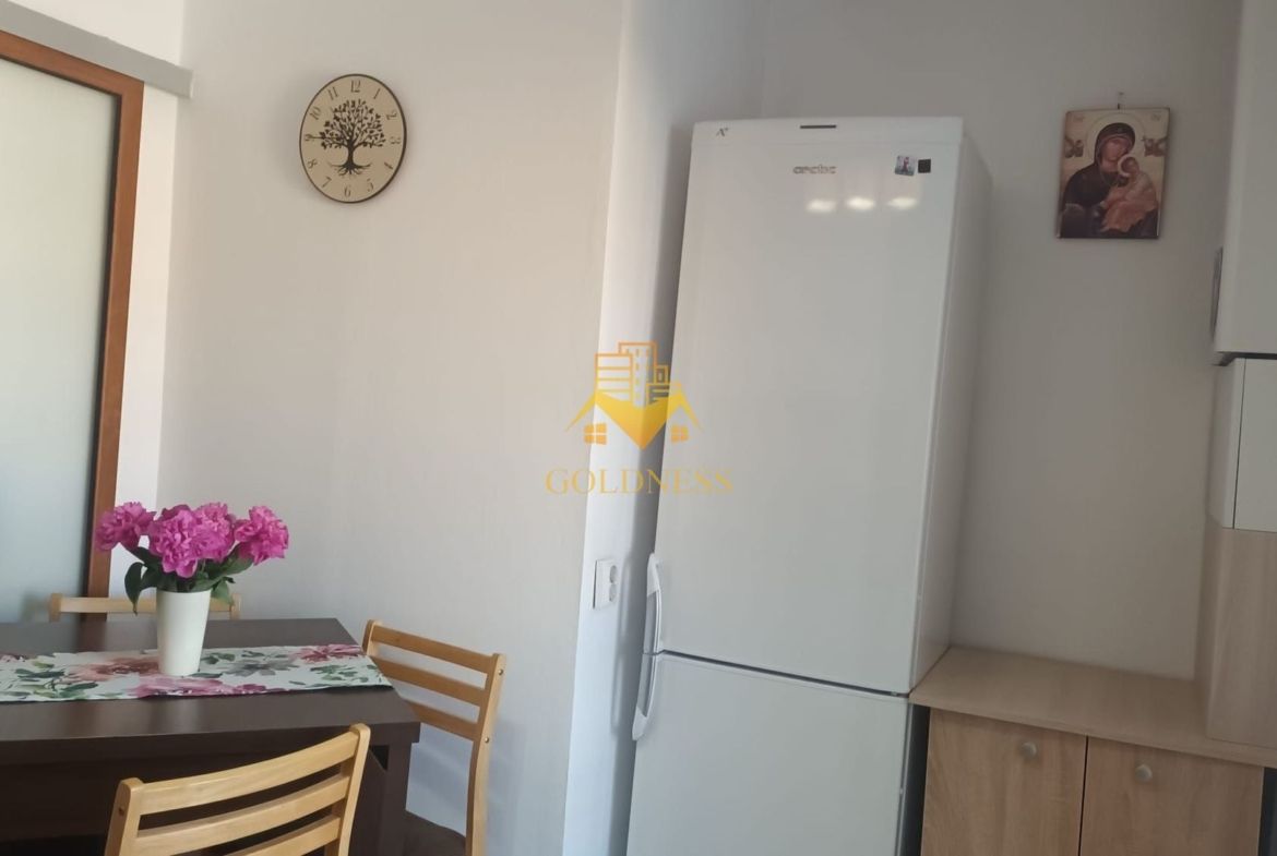 2 camere decomandate, Intre Lacuri, Iulius Mall, FSEGA, Profi, Auchan