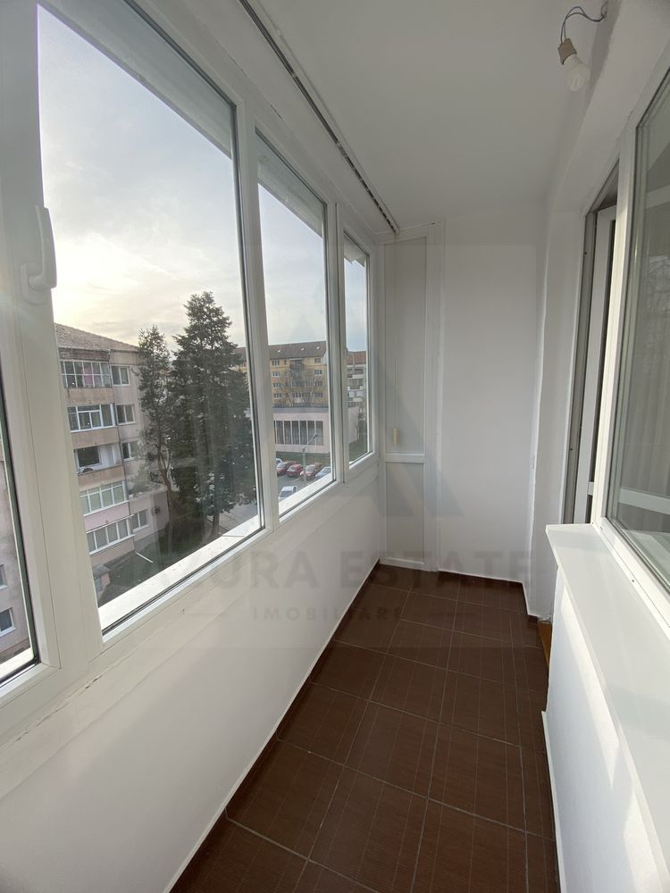 Apartament modern 2 camere 50 mp utili balcon inchis in Șelimbăr