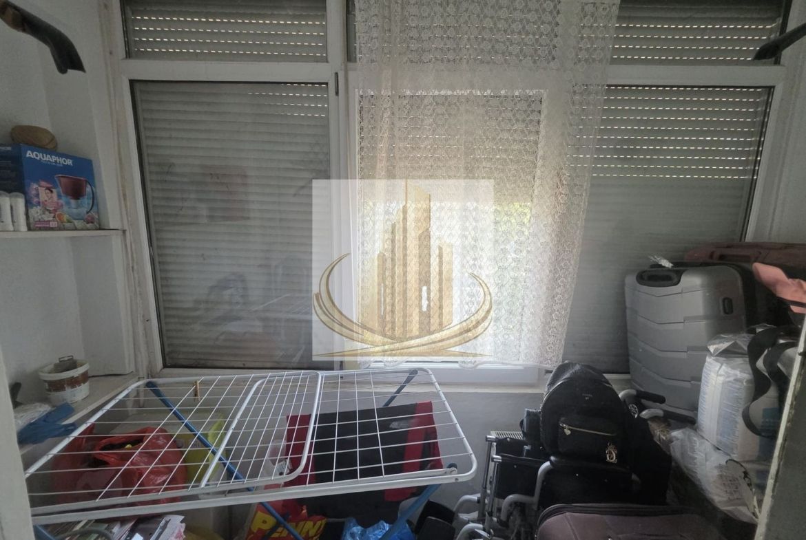 Apartament 4 camere în zona Dacia
