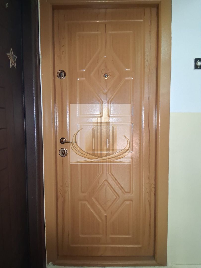 Apartament 4 camere în zona Dacia