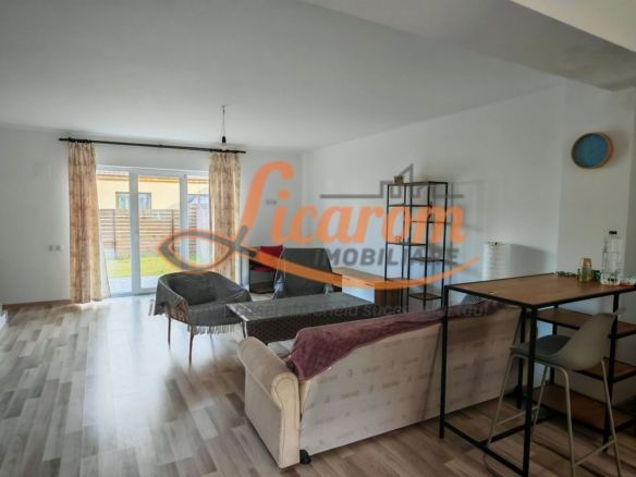 Comision 0. Vila  tip DUPLEX ,semimobilata,IZVOR Tarlungeni S+P+E.