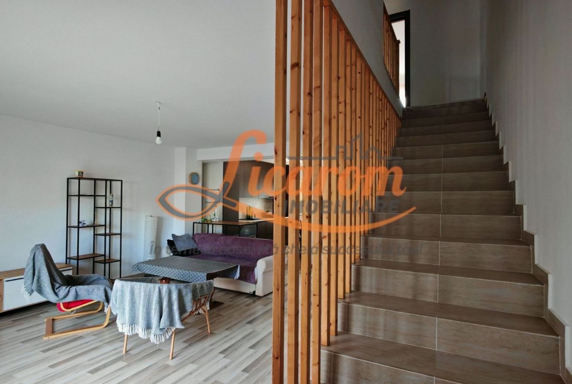 Comision 0. Vila  tip DUPLEX ,semimobilata,IZVOR Tarlungeni S+P+E.