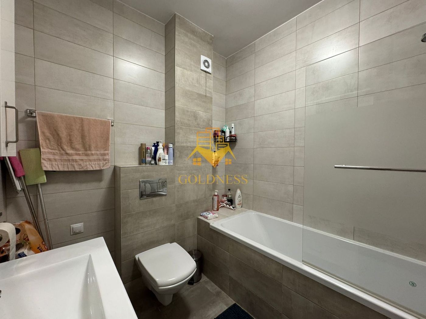 2 camere, terasa 14, parcare,Andrei Muresanu Zona Revo, Pet Friendly