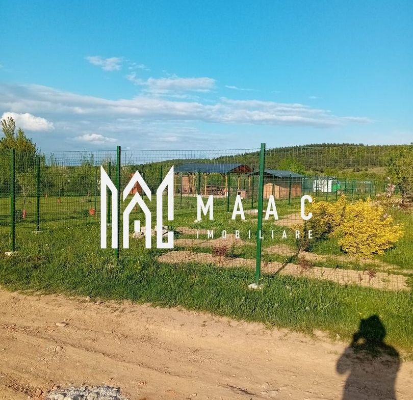 Teren intravilan 600 mp | Poplaca | 7 km de Sibiu | Îngrădit | Acte complete