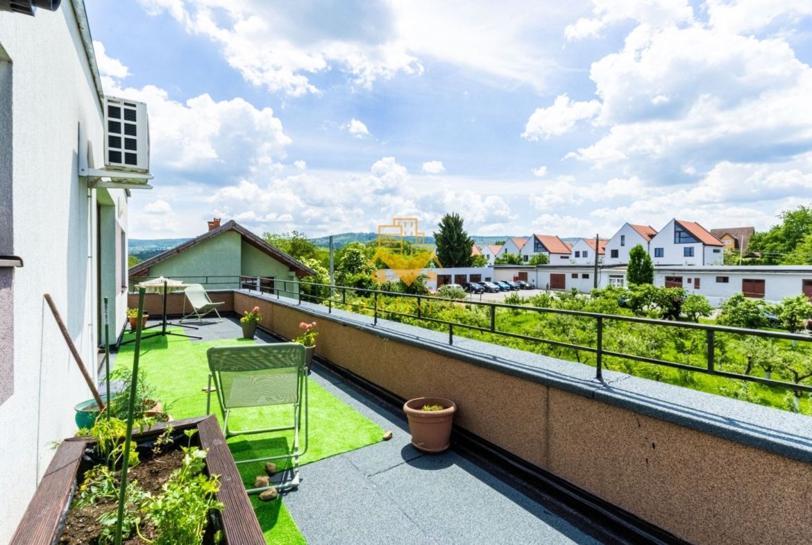 2 camere, parcare, terasa 30mp ,Gheorgheni, zona Fagului, Pet Friendly
