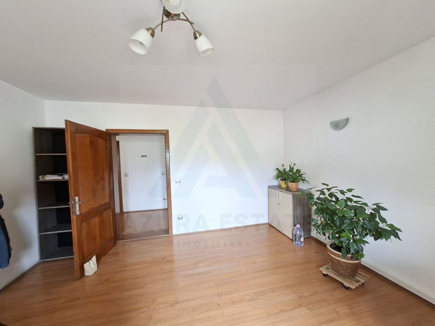anBn-24724 Spatiu birouri casa individuala curte proprie 9 birouri Selimbar