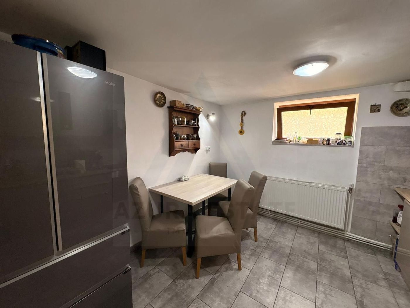 Casă versatila intretinuta 143 mp utili 5 camere 3 bai pivnita Lazaret
