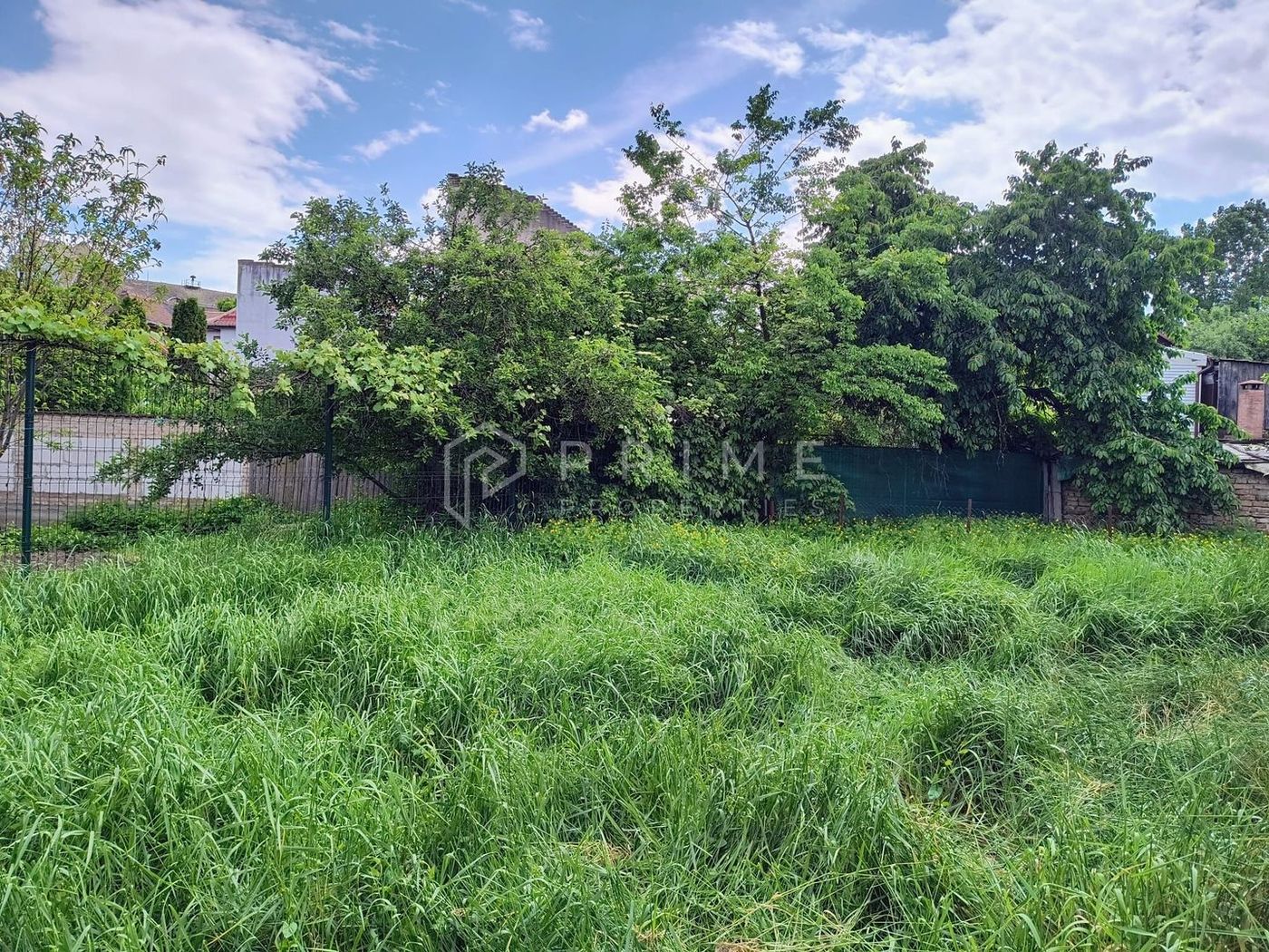 Investiție excelentă în centru – 544 mp teren, zonă liniștită