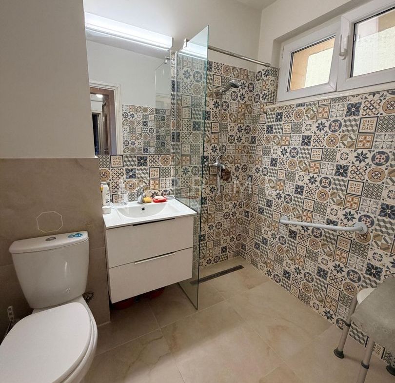Apartament 2 camere, Decomandat| Potențial de renovare| Orientare Sud