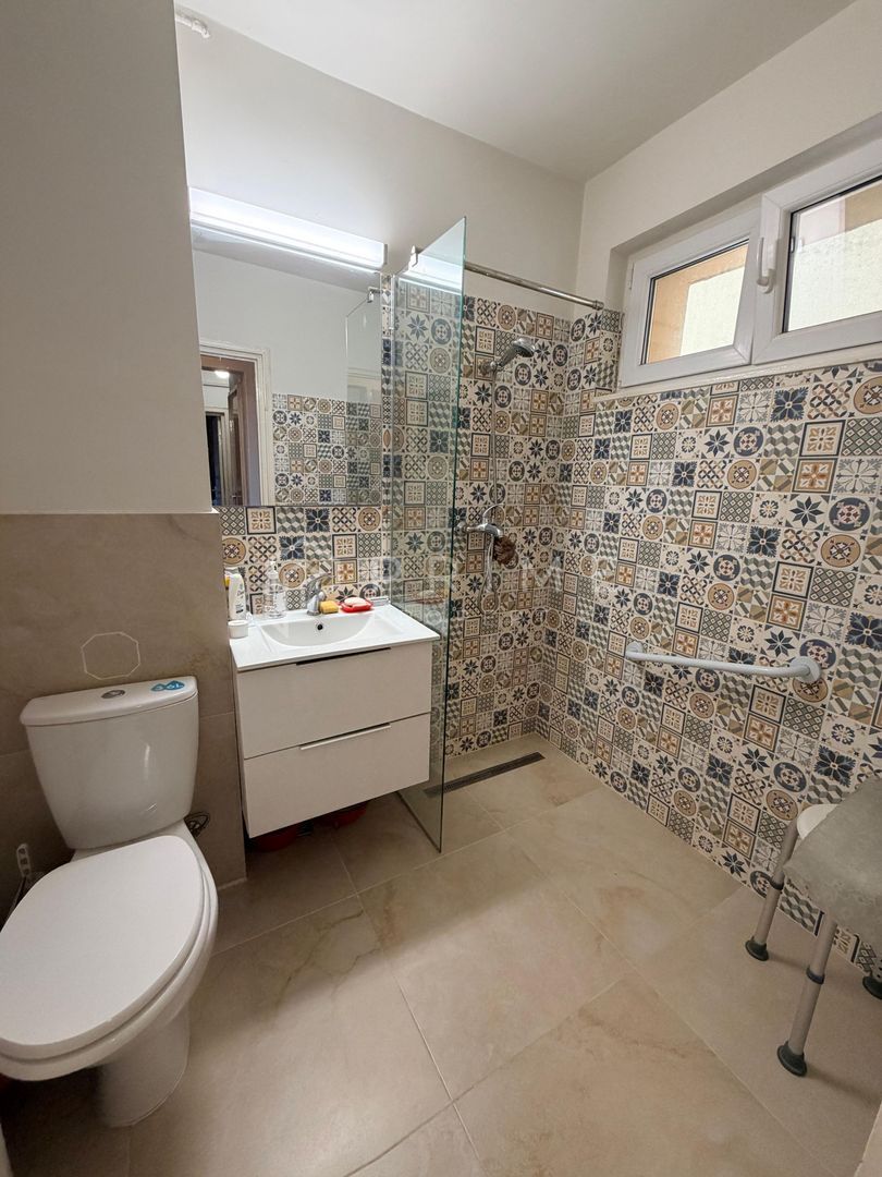 Apartament 2 camere, Decomandat| Potențial de renovare| Orientare Sud
