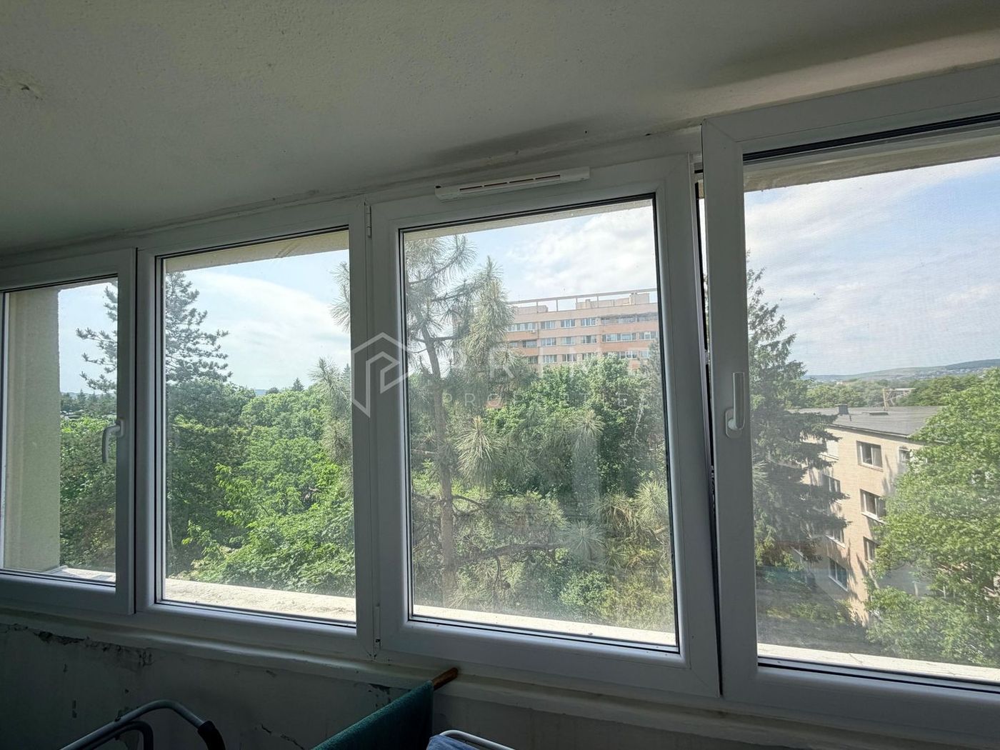 Apartament 2 camere, Decomandat| Potențial de renovare| Orientare Sud