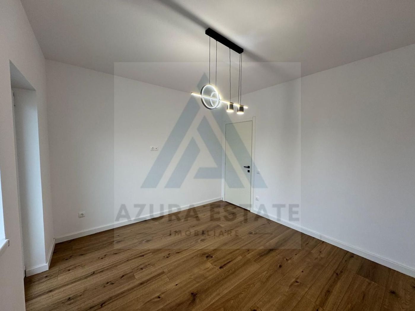 Apartament premium 2 camere etaj 1 parcare privata pe Doamna Stanca
