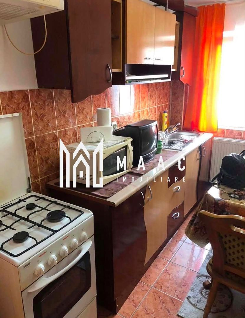 Apartament 3 camere 60 mp | zona Vasile Aaron | etajul 4 |