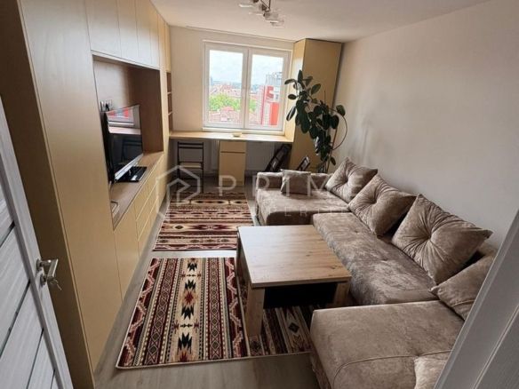 Închiriere Apartament 2 camere Decomandate | Zonă Centrală