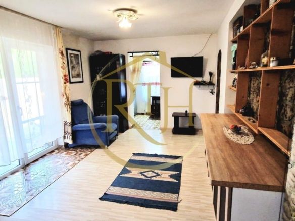 Vand casa Indivduala cu 4 camere in comuna Giroc/ pret 186000 euro