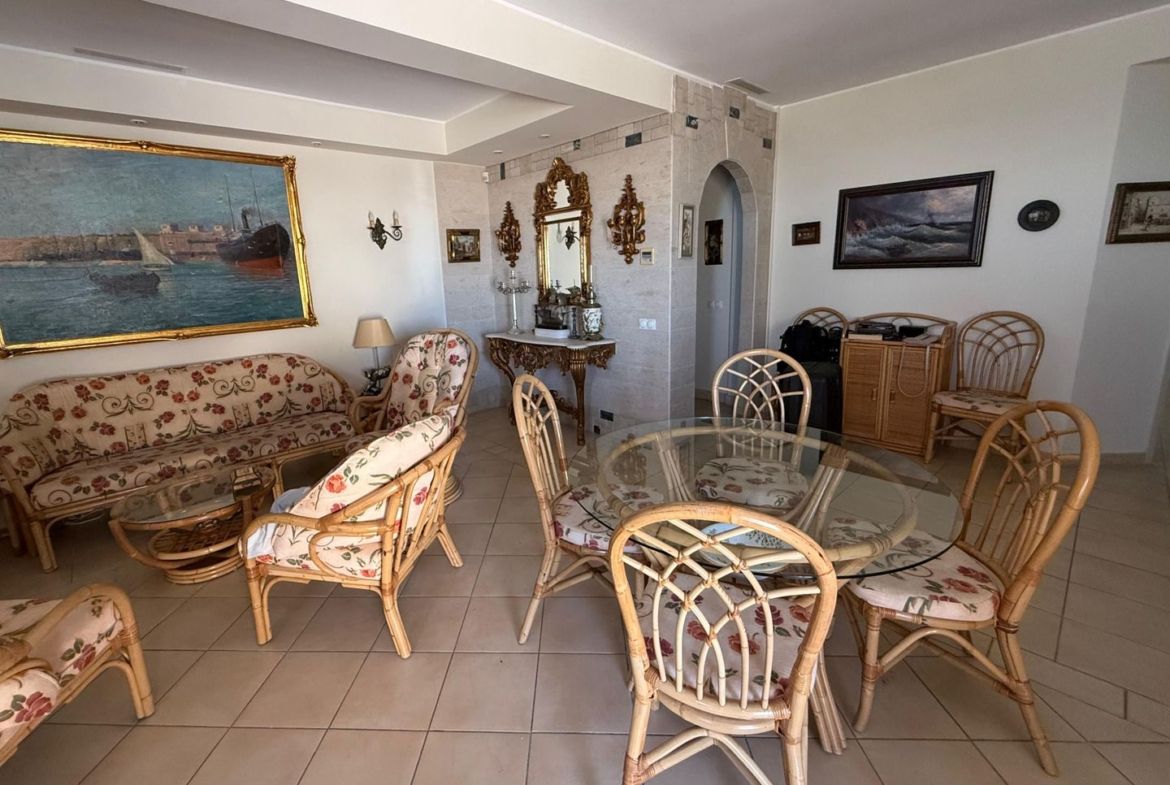 Apartament 4 camere, 101.21 mp, pe plaja Coral Beach – Navodari