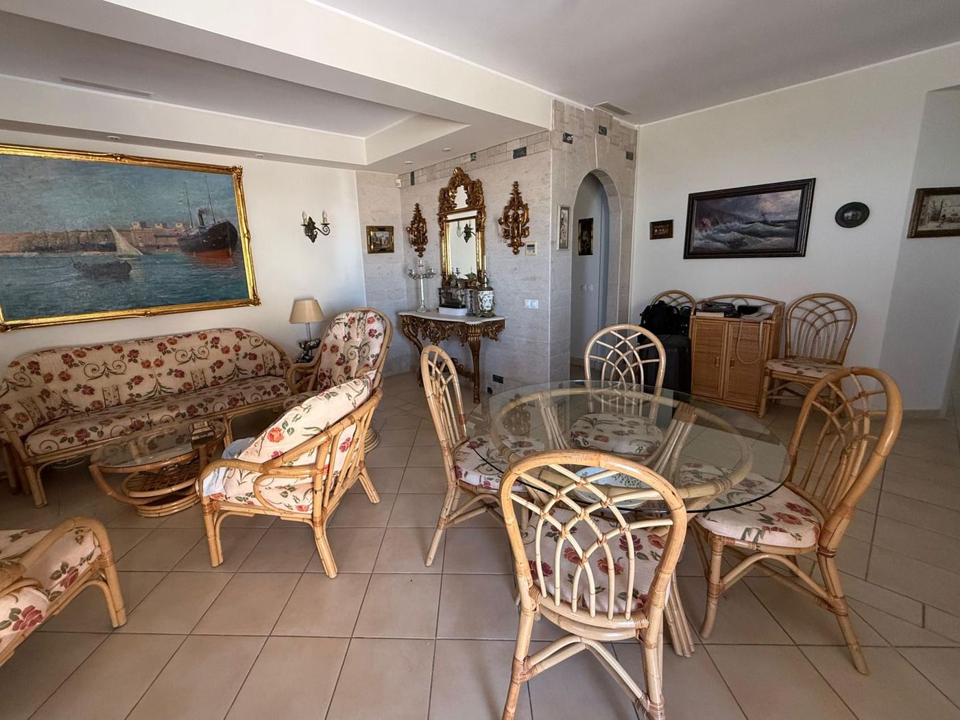 Apartament 4 camere, 101.21 mp, pe plaja Coral Beach – Navodari