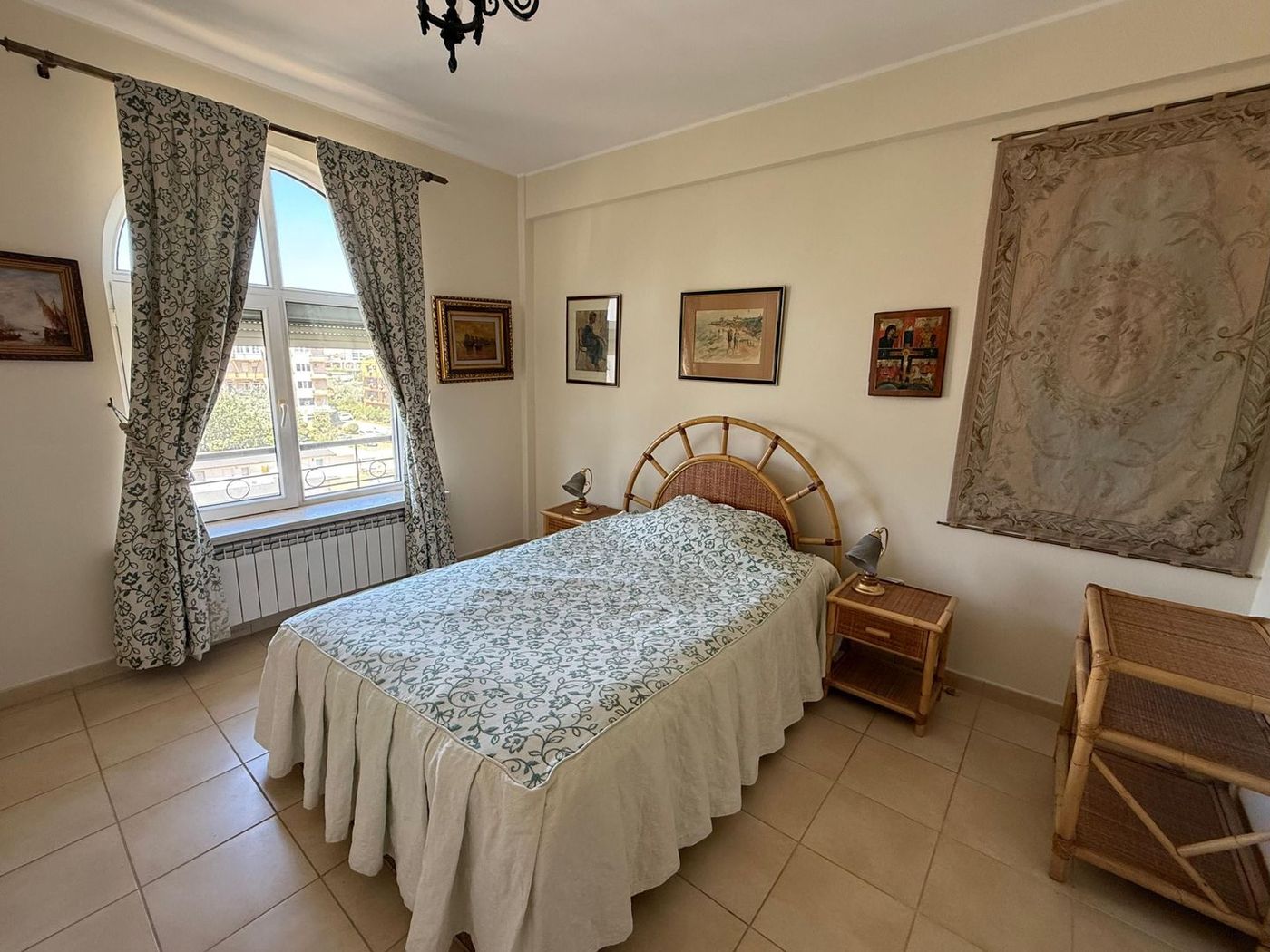 Apartament 4 camere, 101.21 mp, pe plaja Coral Beach – Navodari