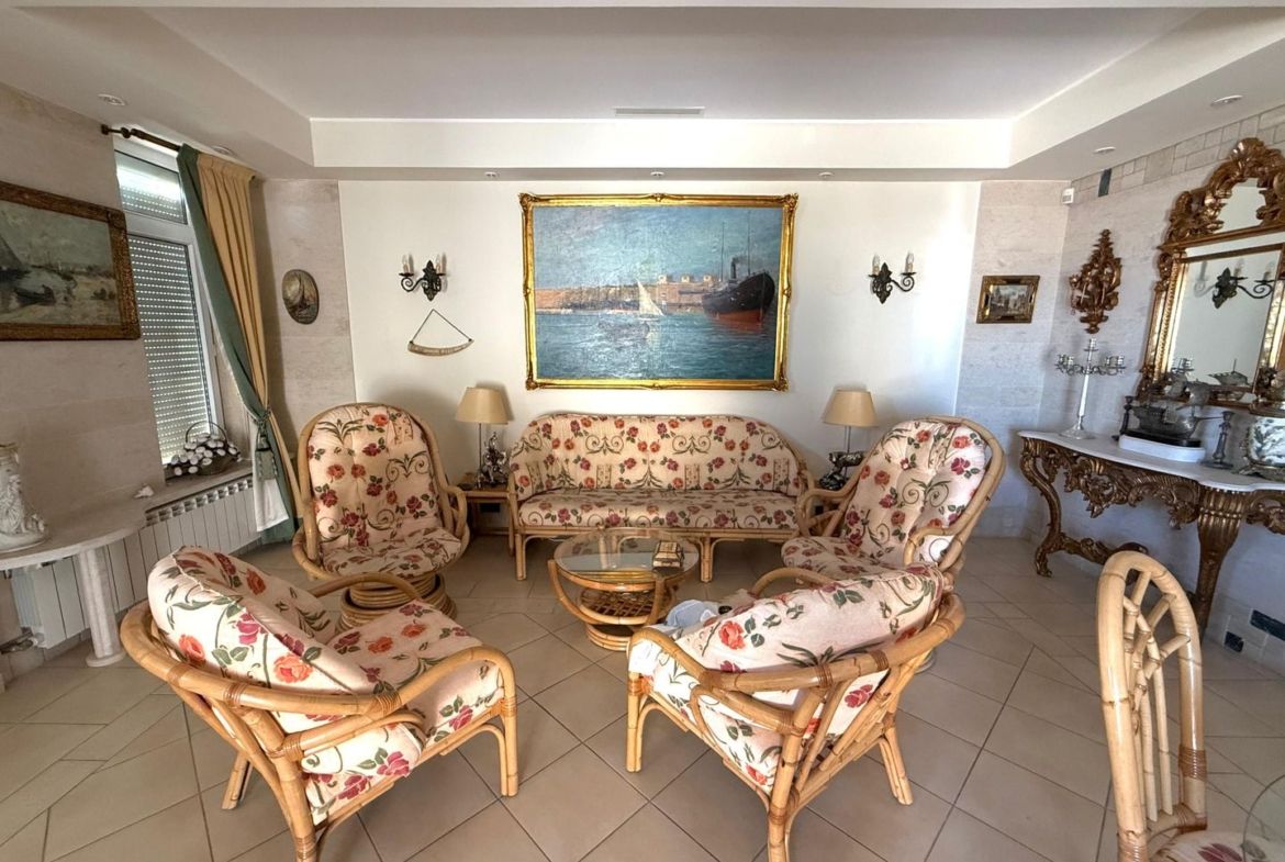 Apartament 4 camere, 101.21 mp, pe plaja Coral Beach – Navodari