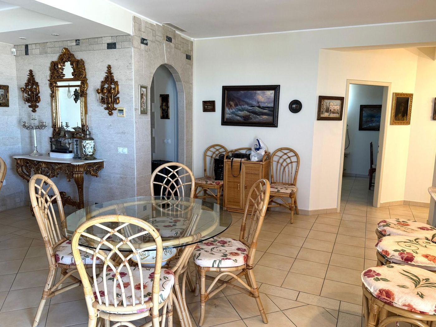 Apartament 4 camere, 101.21 mp, pe plaja Coral Beach – Navodari