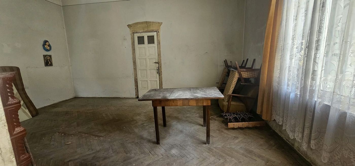 Casa de vanzare – Zona Centru, Strada Garii – 85.000€