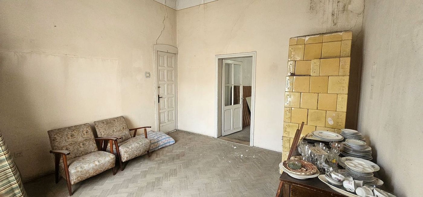Casa de vanzare – Zona Centru, Strada Garii – 85.000€