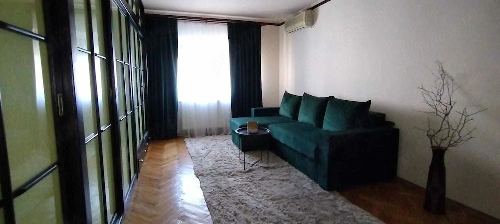 De inchiriat apartament 2 camere Piata Centrala, 430 euro