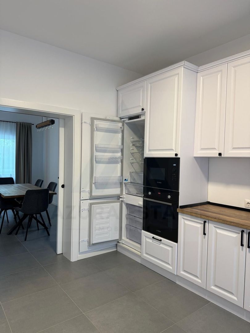 Casa individuala 114 utili 4 camere 2 bai si curte 215 mp in Selimbar