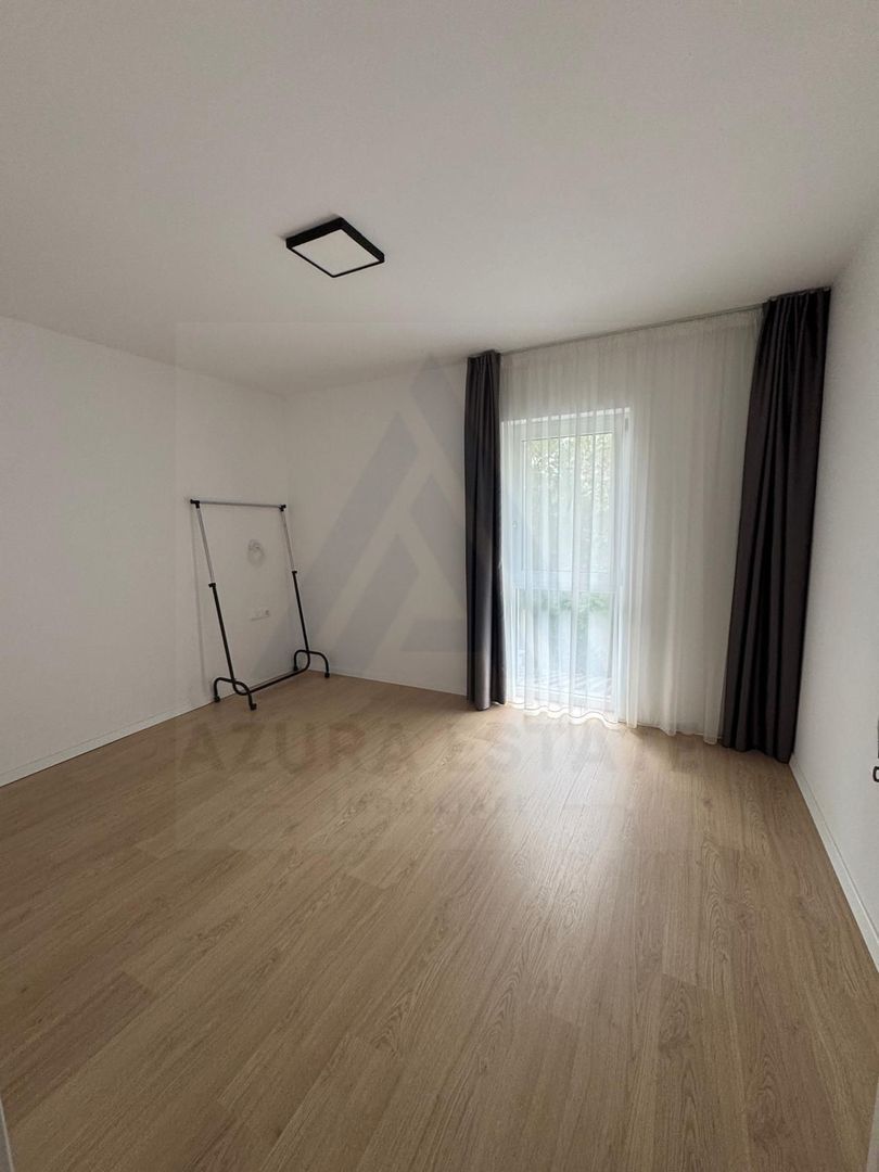 Casa individuala 114 utili 4 camere 2 bai si curte 215 mp in Selimbar