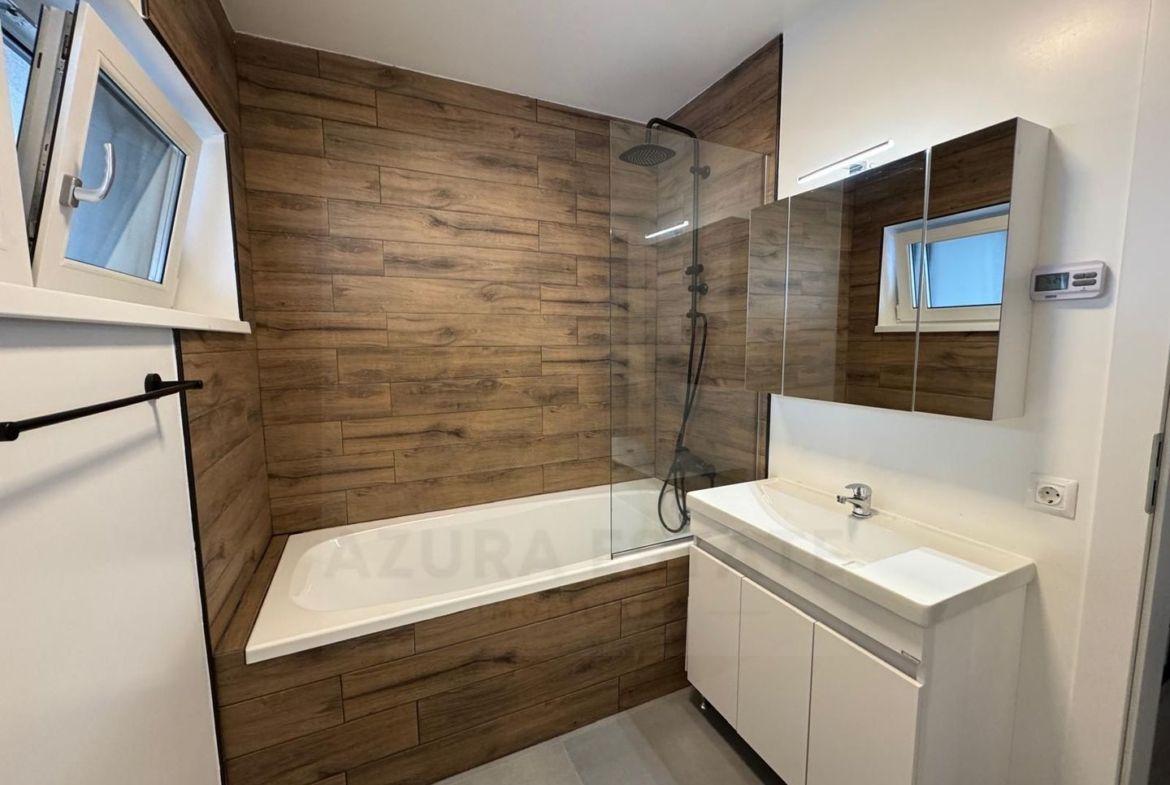 Casa individuala 114 utili 4 camere 2 bai si curte 215 mp in Selimbar