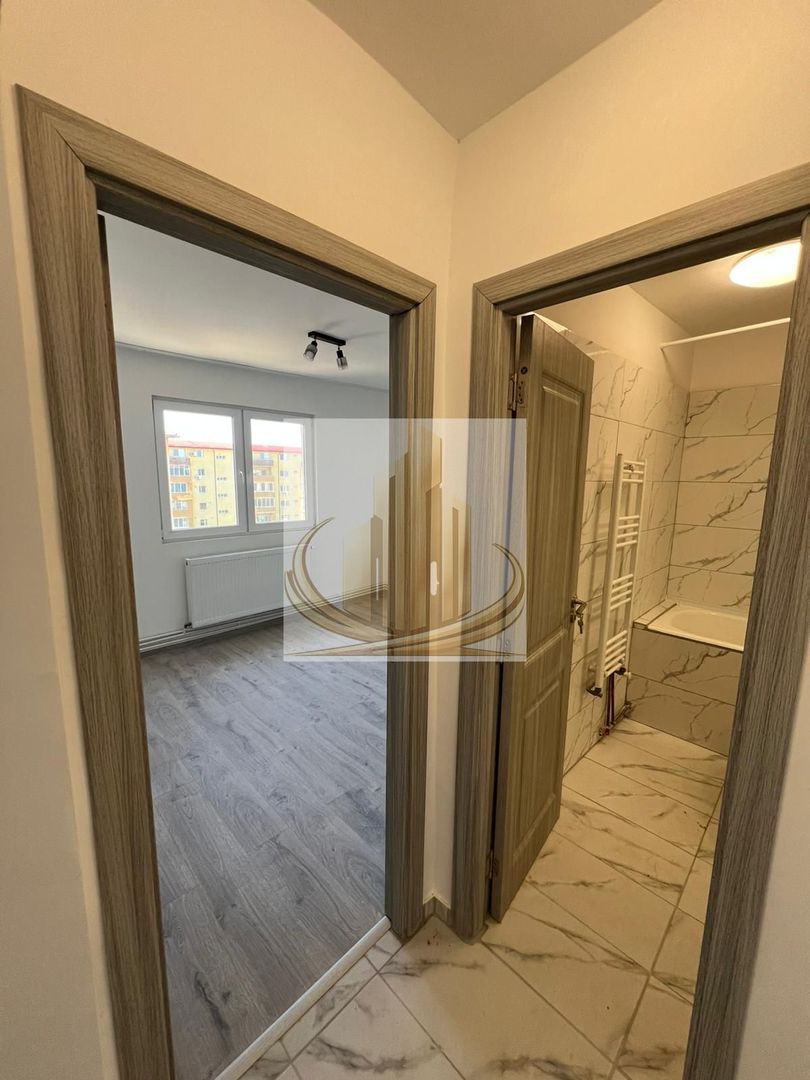 Ap 2 cam| Renovat integral | Etaj Intermediar | Shopping City | Turist