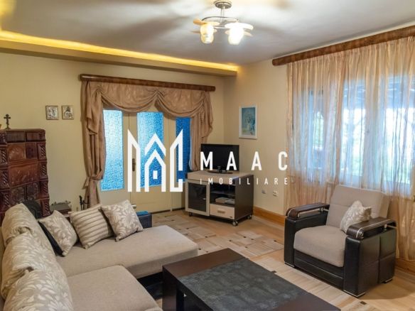 Casa individuala 5 camere | Zona centrala Agnita | Teren 990 mp