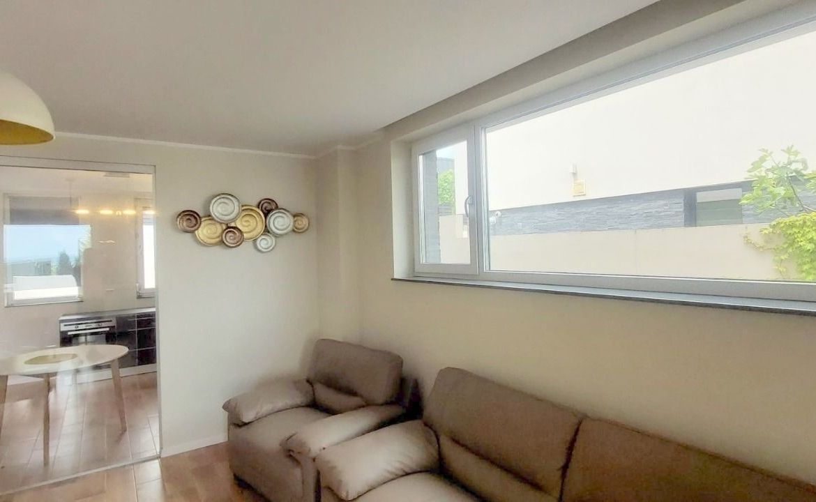 De vânzare casă premium tip duplex,  vedere spre Lacul Brates, comision 0%