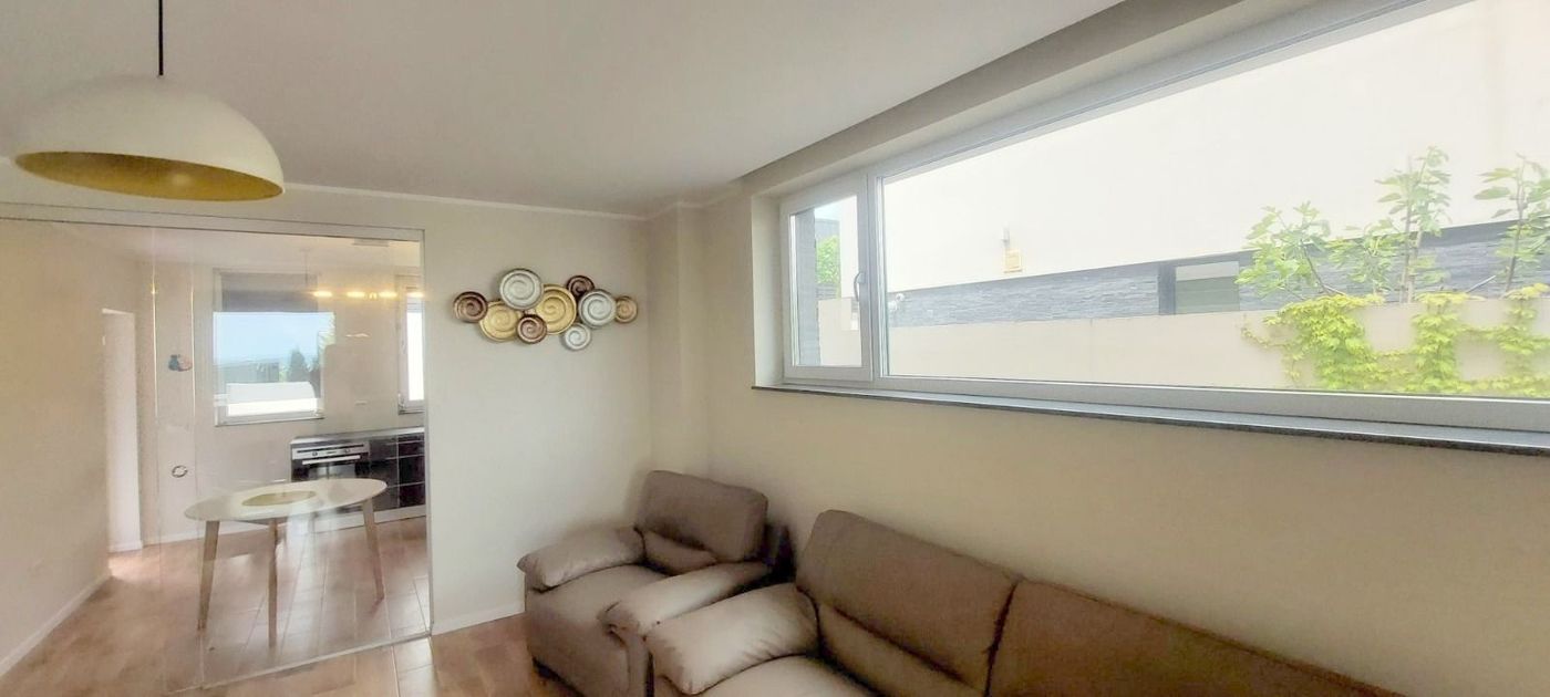 De vânzare casă premium tip duplex,  vedere spre Lacul Brates, comision 0%