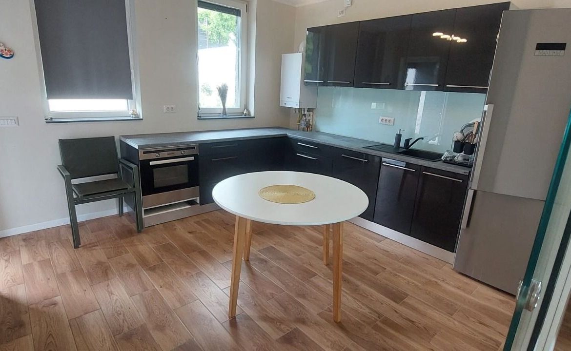 De vânzare casă premium tip duplex,  vedere spre Lacul Brates, comision 0%