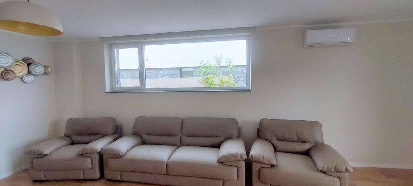 De vânzare casă premium tip duplex,  vedere spre Lacul Brates, comision 0%