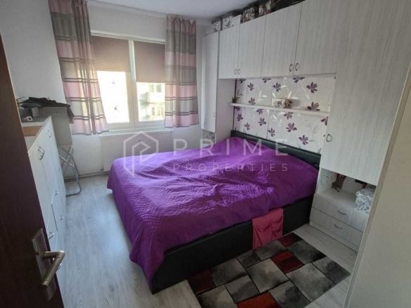 Apartament cu 3 camere, decomandat – Cartier Tudor, Zona Diamant