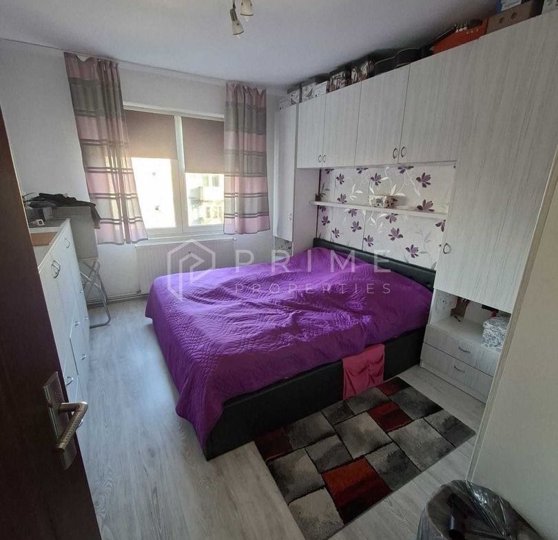 Apartament cu 3 camere, decomandat – Cartier Tudor, Zona Diamant