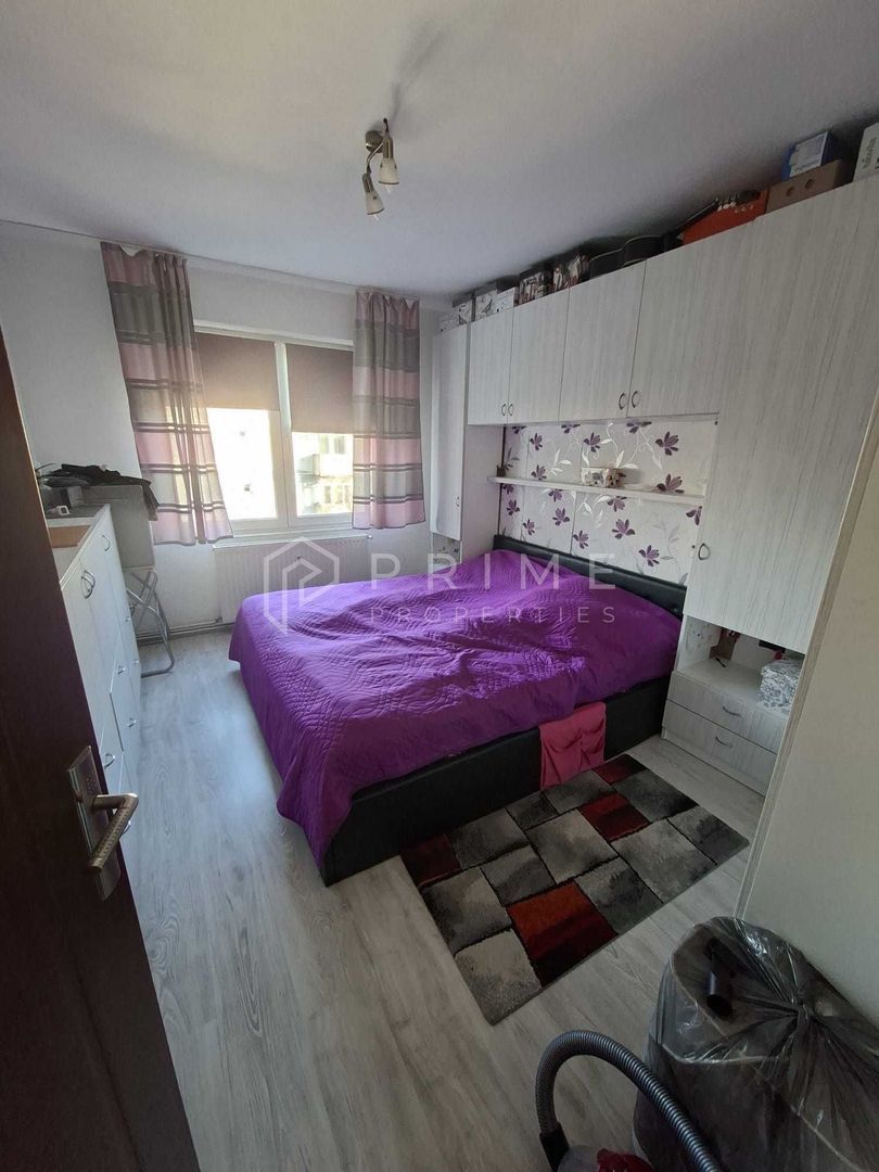 Apartament cu 3 camere, decomandat – Cartier Tudor, Zona Diamant