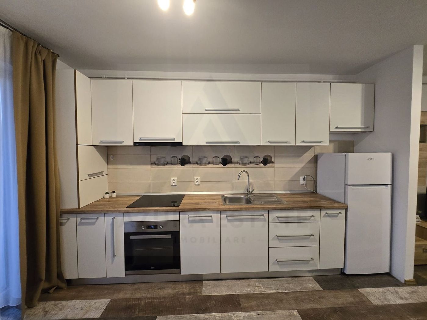 Apartament modern 2 camere  zona Promenada Mall